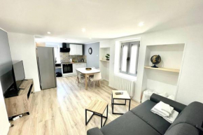 SOBNB FAUCIGNY 7- Appartement neuf 5 personnes centre ville